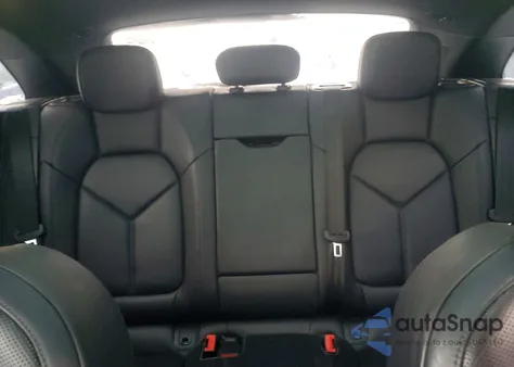 2018 Porsche Macan S z USA, uszkodzony, nr VIN WP1AB2A50JLB38852